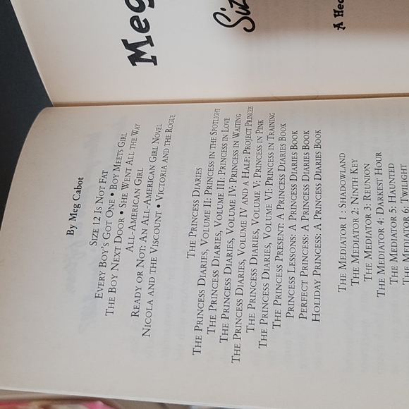 Meg Cabot - Size 12 Is Not Fat - Picture 7 of 7